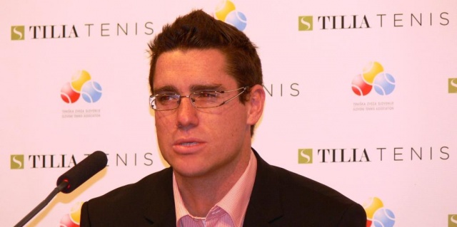 Vodja pisarne na TZS-ju Gregor Krušič še ni izdal, kdo bo direktor Challenger turnirja v Portorožu, ki se bo imenoval TILIS Slovenian Open